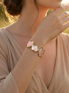 Bracelet jonc cœurs nacrés roses en acier inoxydable MATHILDE
