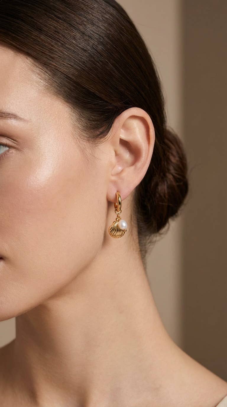 Boucles d'oreilles Coquillage & Perle en acier inoxydable ROXANE