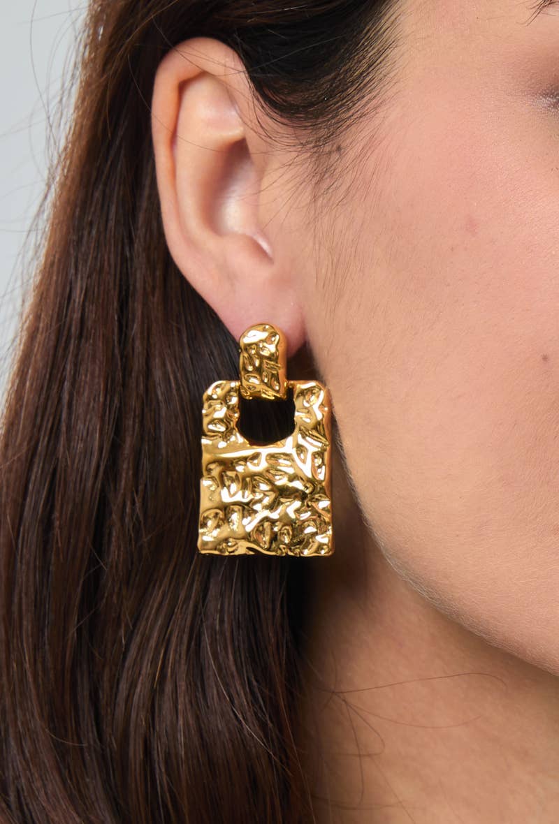 Boucles d'oreilles Carrés Sculptés en acier inoxydable AMÉLIE
