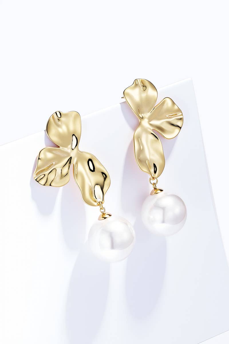 Boucles d'oreilles Fleur Perle Dorée en acier inoxydable AMÉLIE