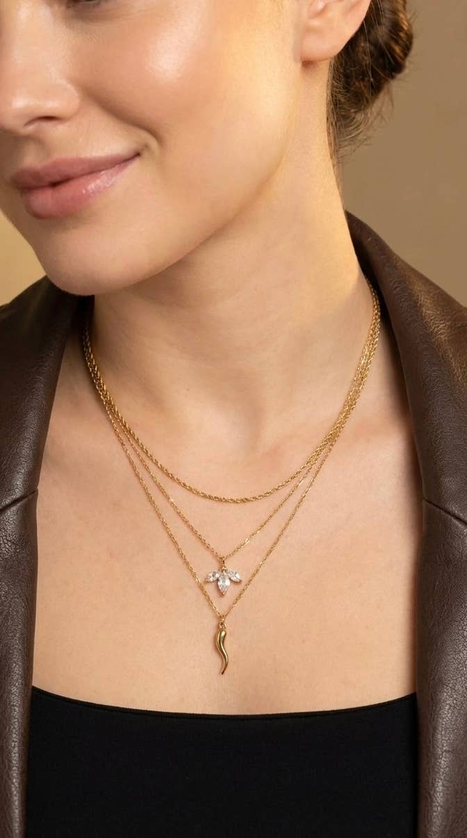Collier trois rangs feuilles facettées en acier inoxydable IRIS